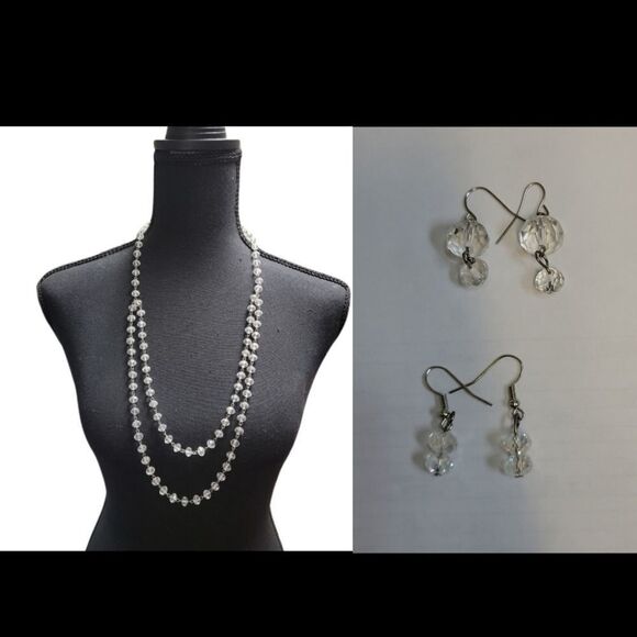 Crystal Faceted Necklace and two pairs dangle earrings from The Shop - Picture 1 of 10